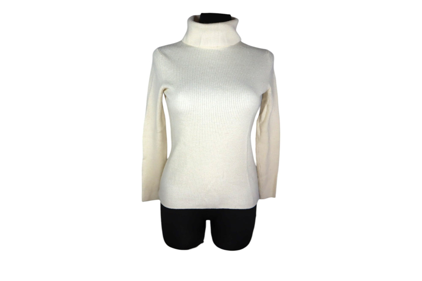 Krémový tenký rolák