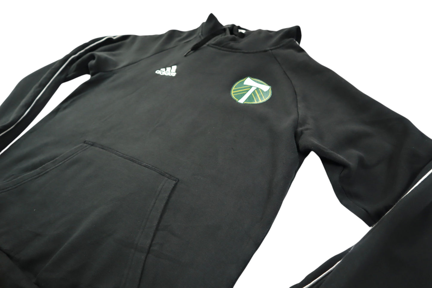 Tmavá mikina s kapucí