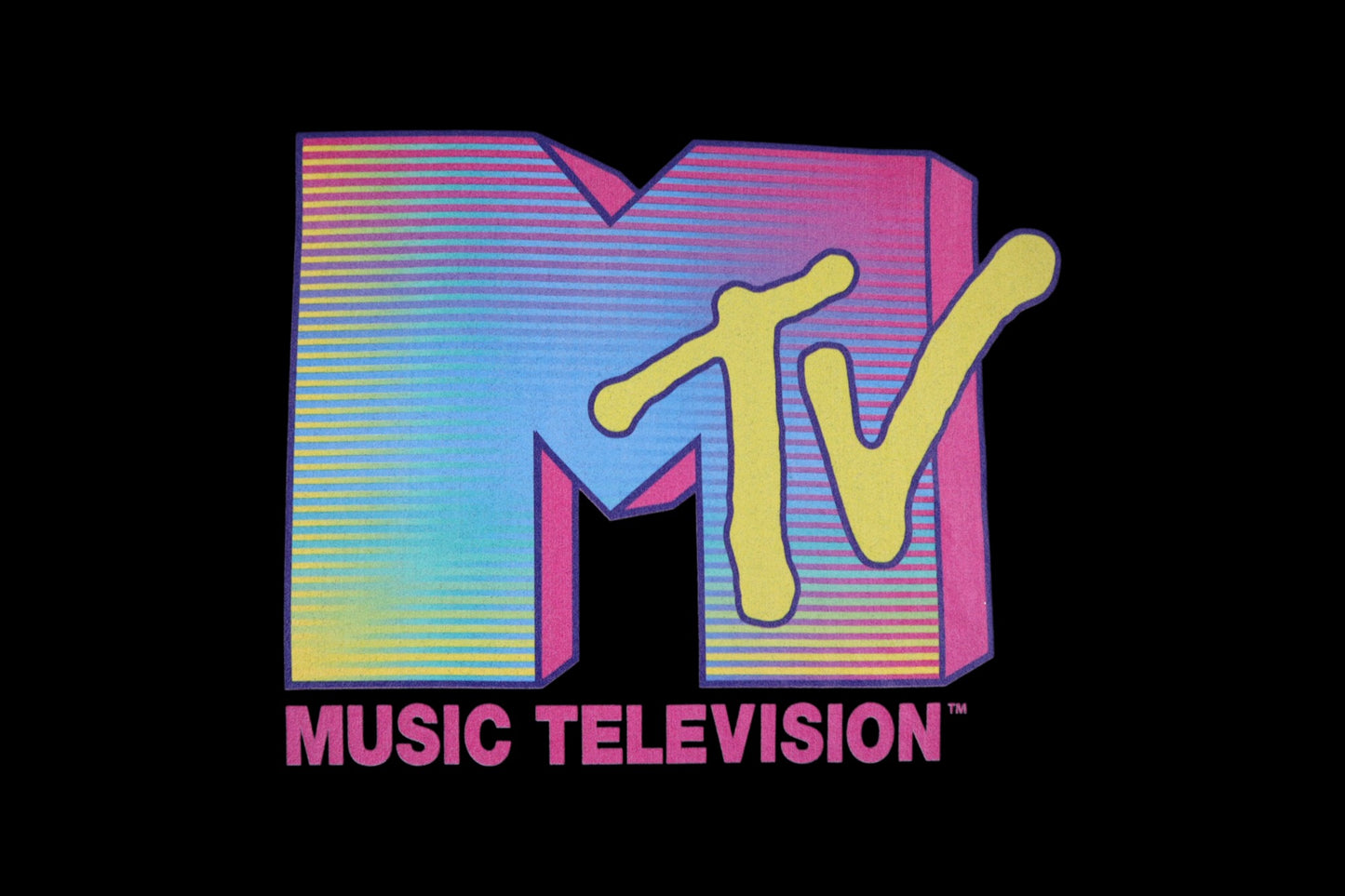 Černé triko s potiskem