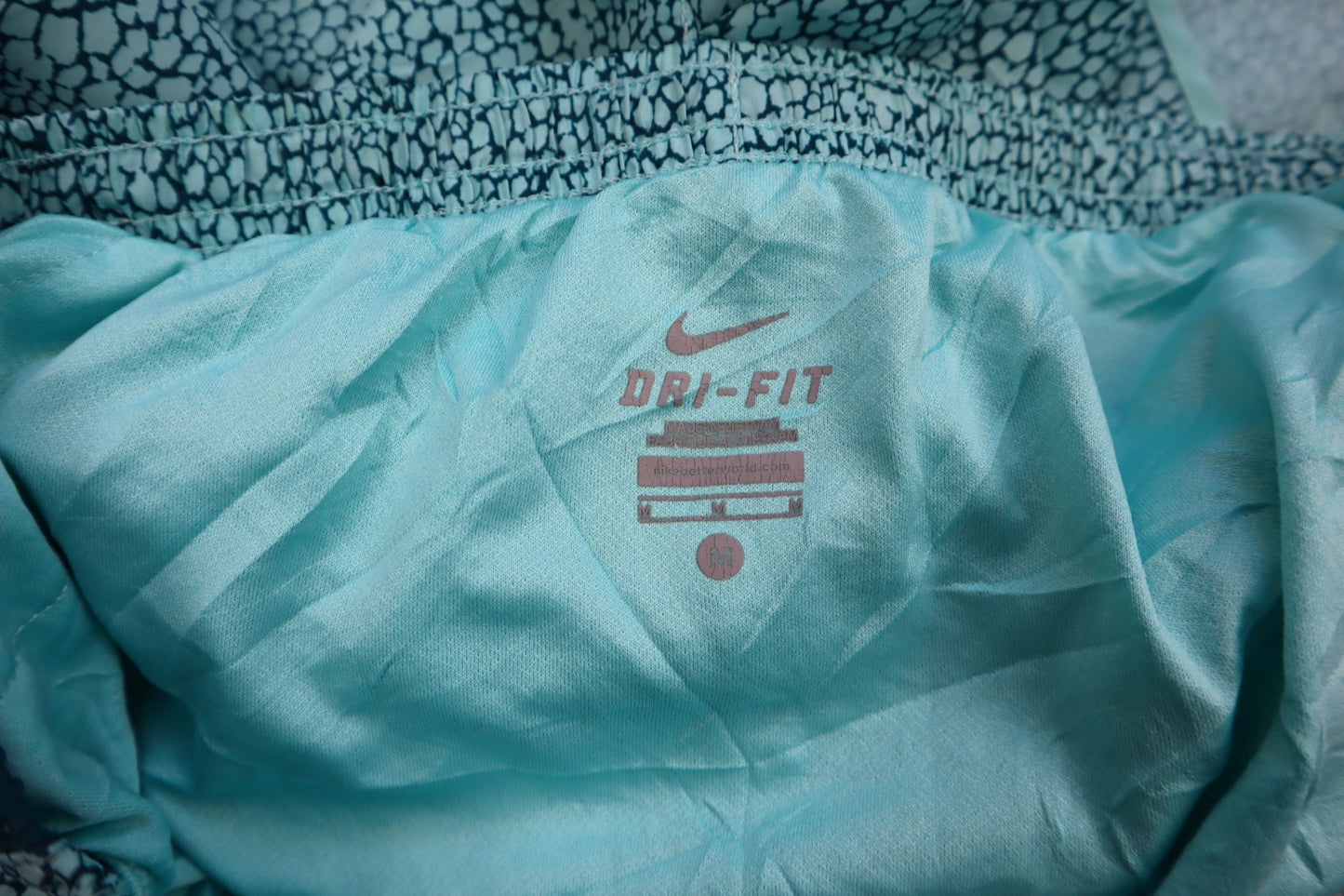 Tyrkysové sportovní kraťasy