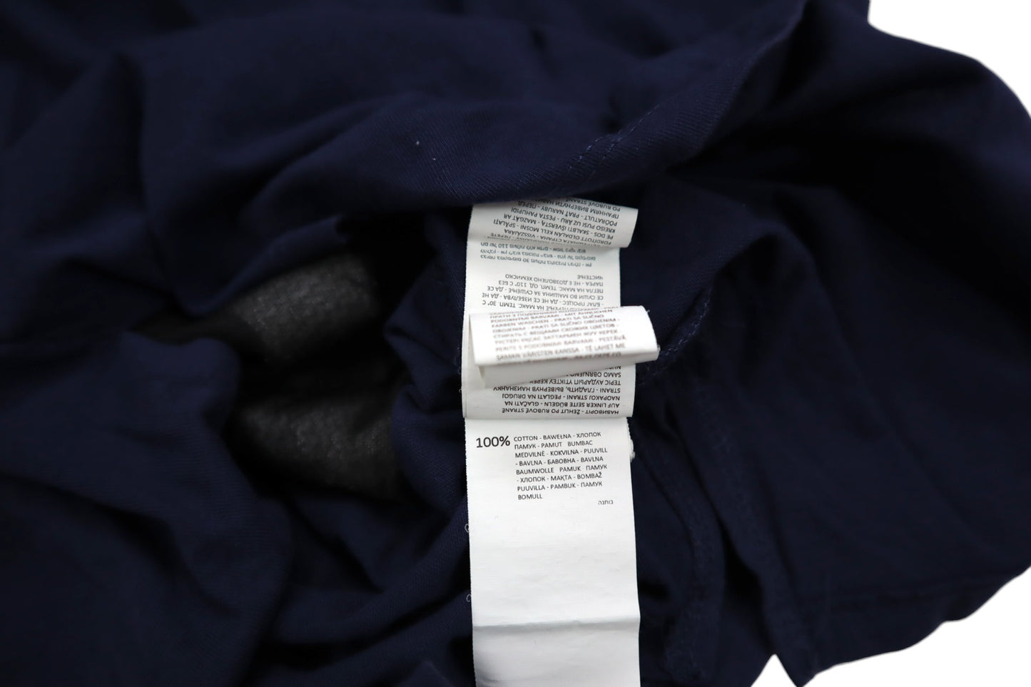 Modré tričko s kotvou