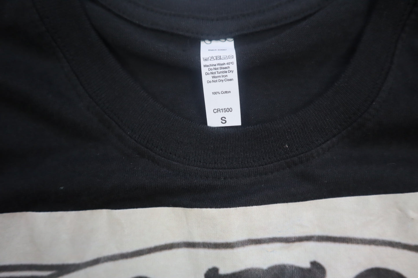 Černé tričko s potiskem