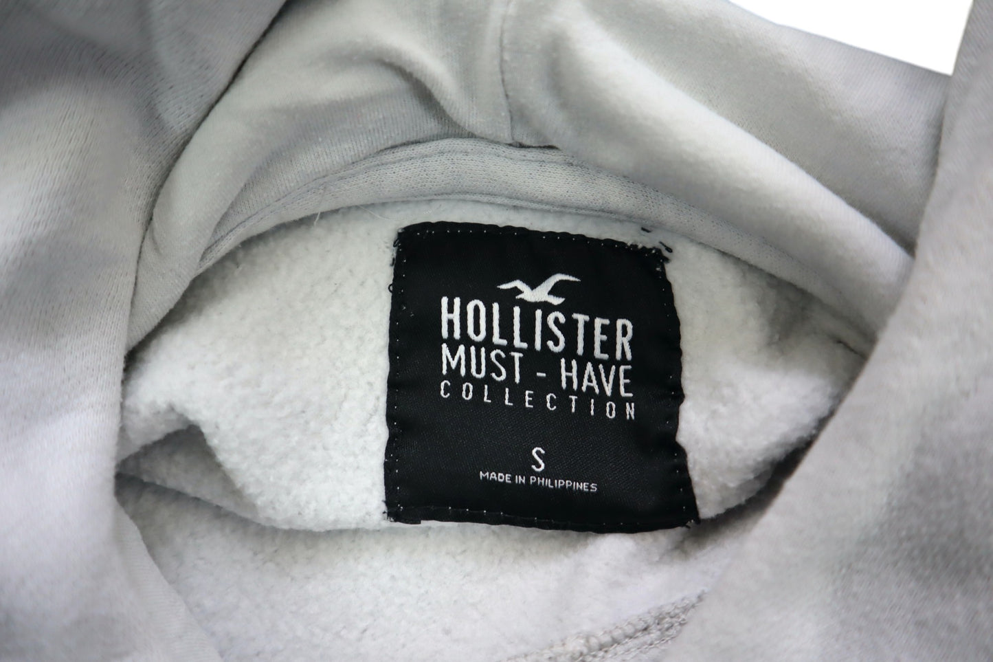 Světlá mikina s kapucí