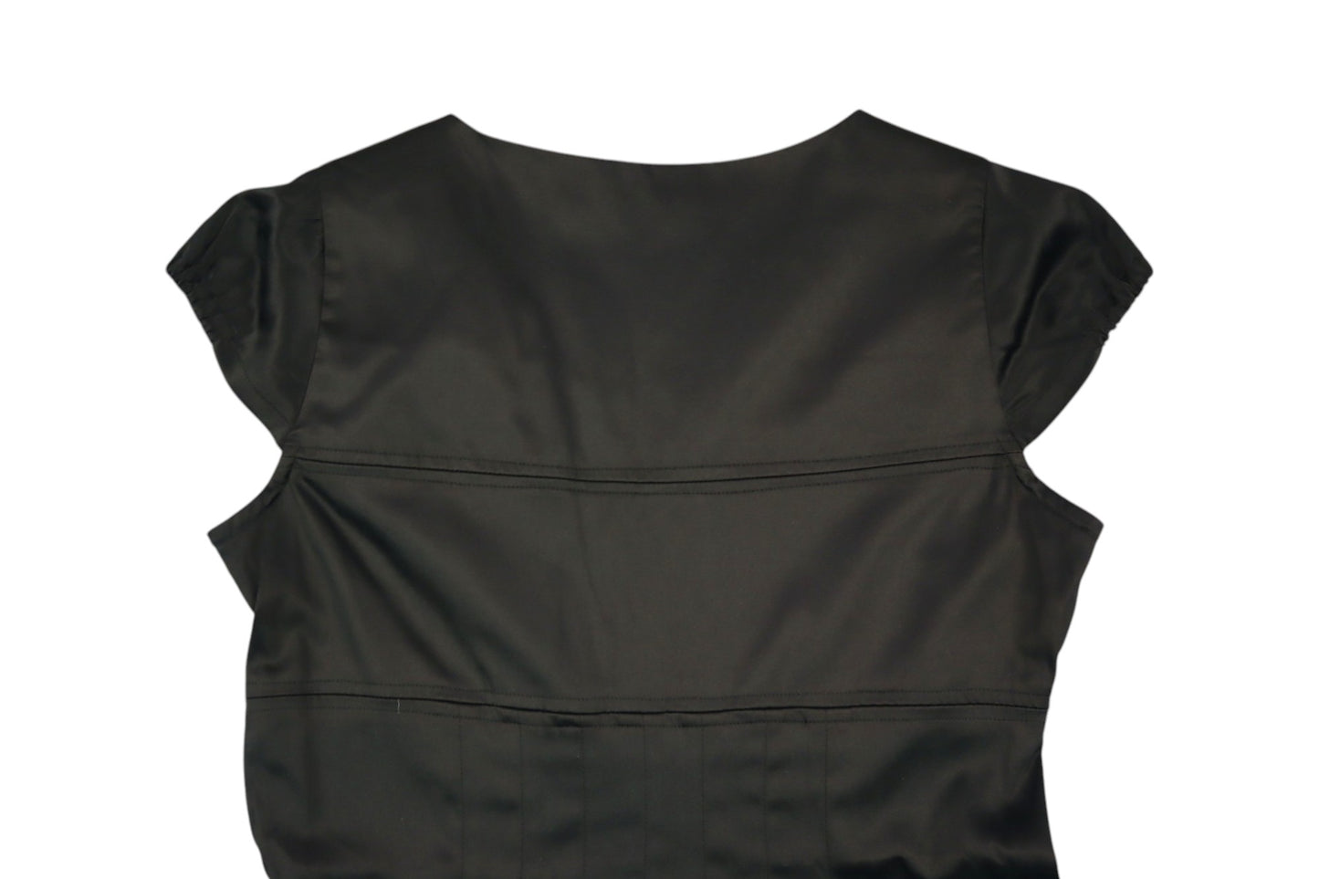 Černé lesklé šaty