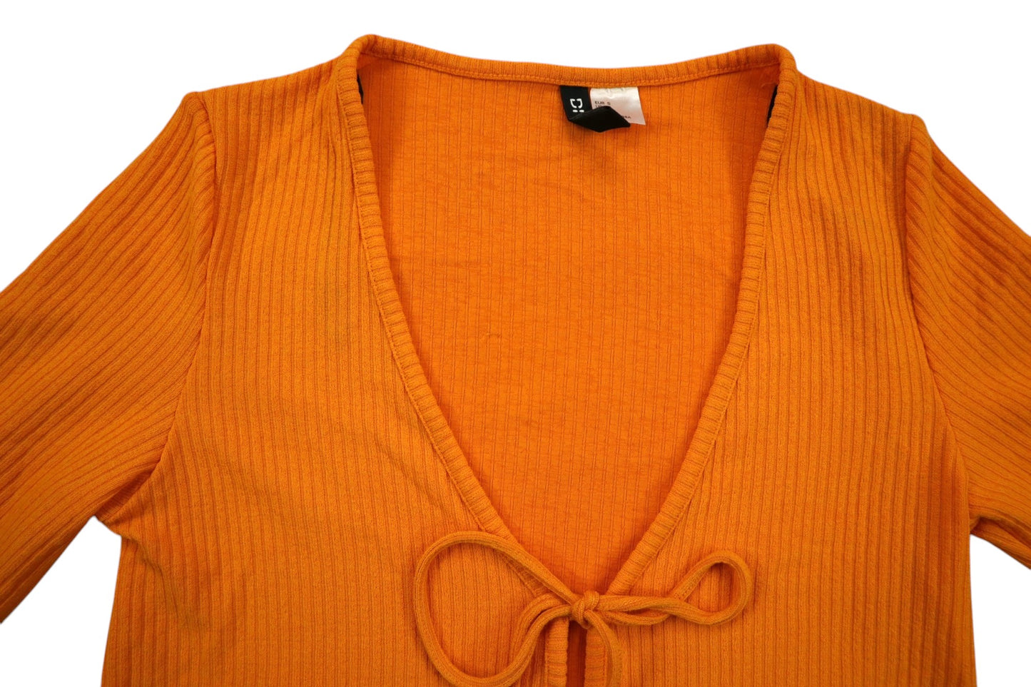 Oranžový svetřík na zavazování