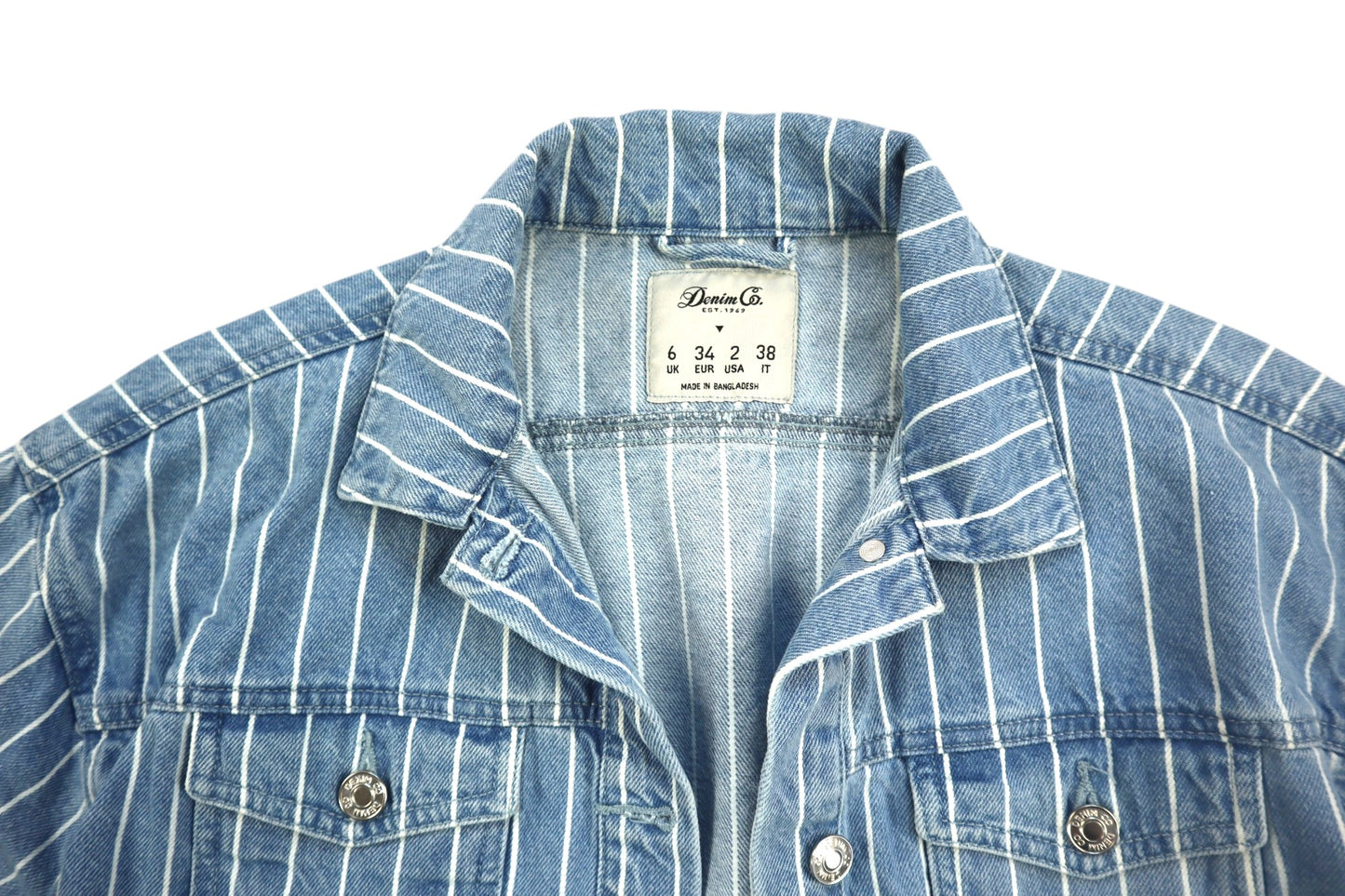 Džínová crop bunda