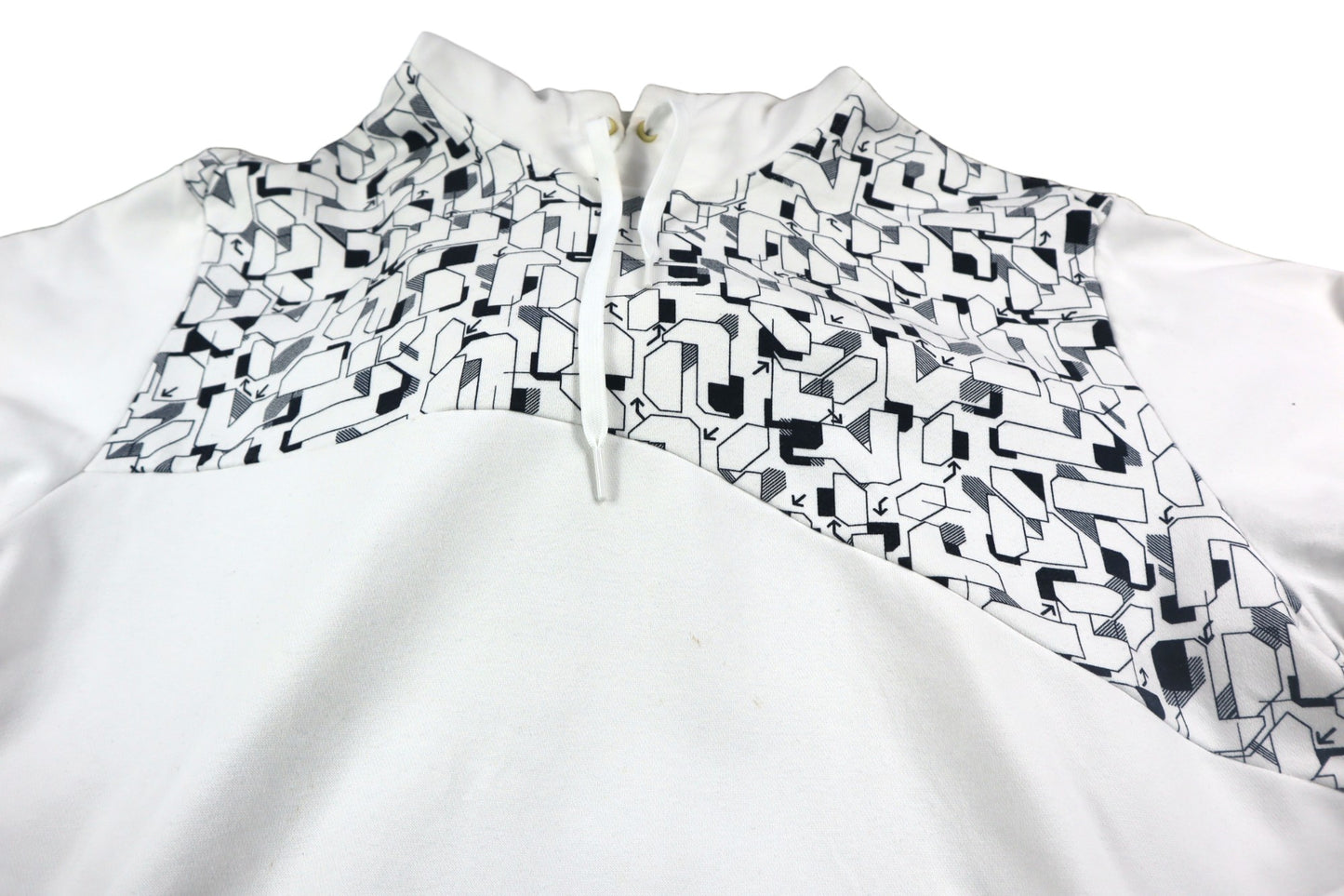 Bílá mikina s potiskem