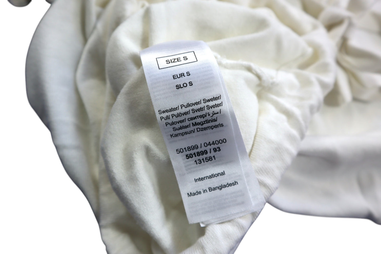 Bílý zavazovací top