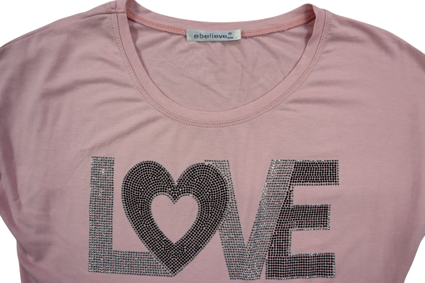 Růžové tričko s kamínky