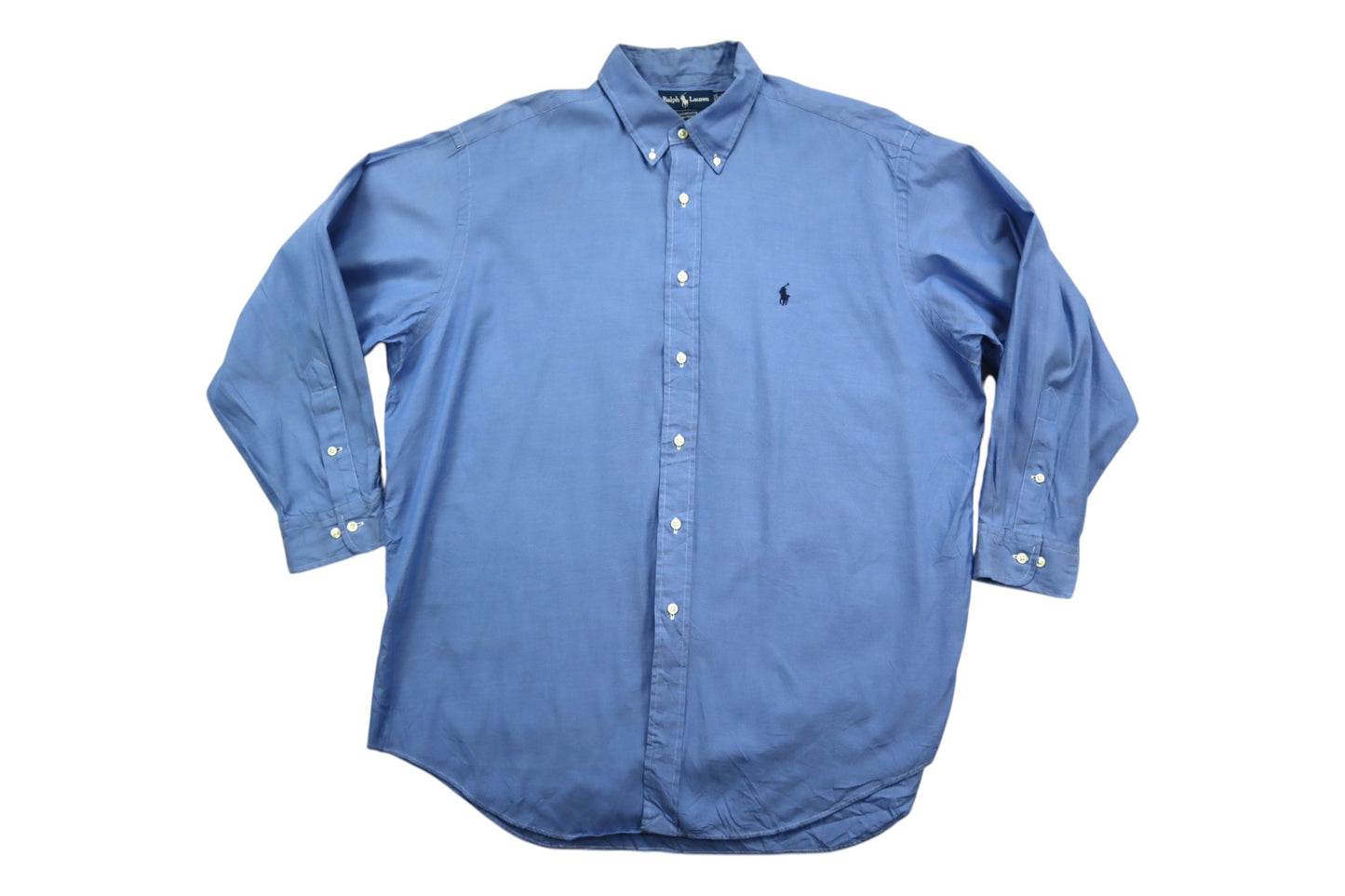 Tmavší modrá košile