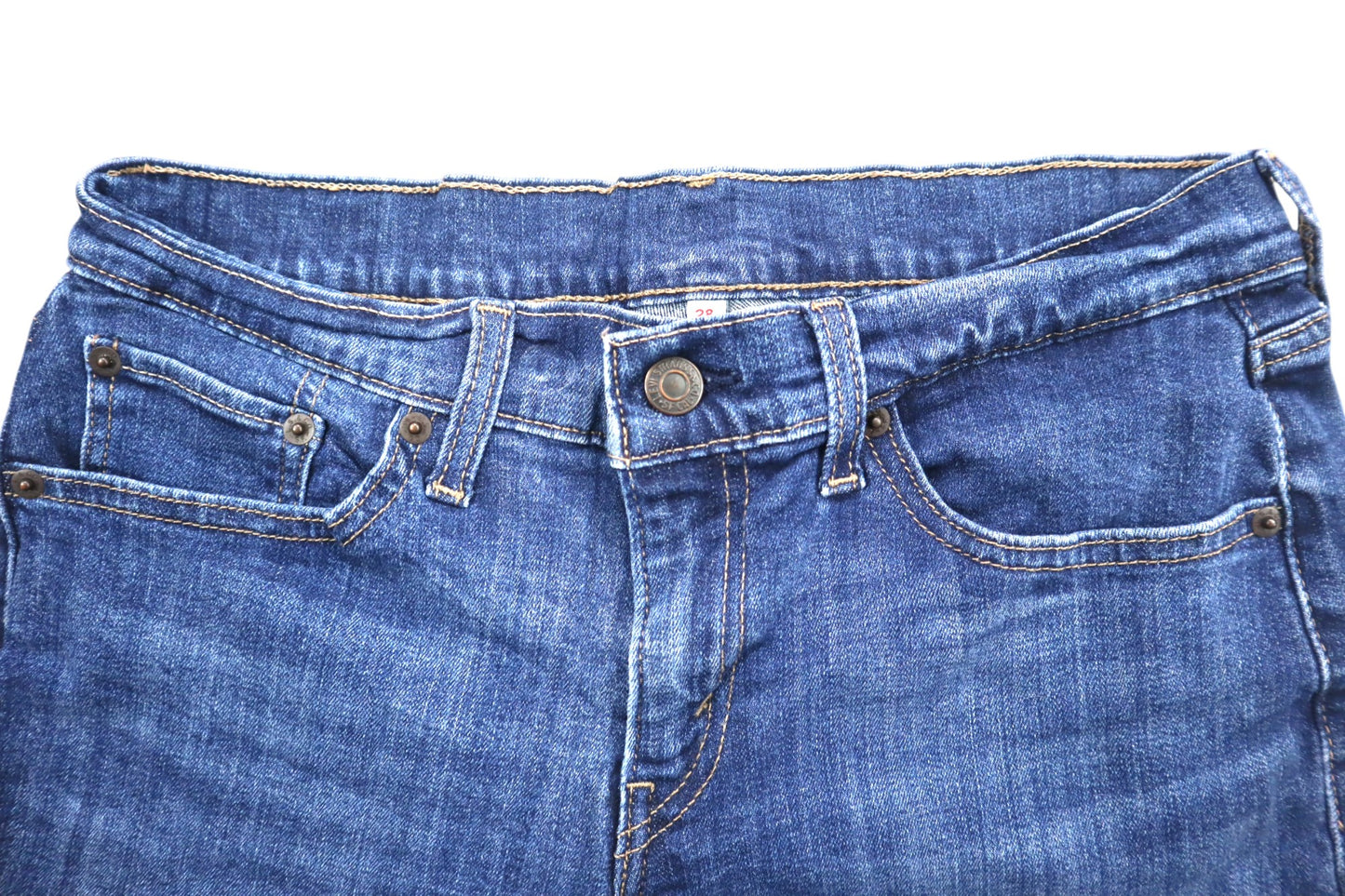 Kraťasy roztřepané nohavice