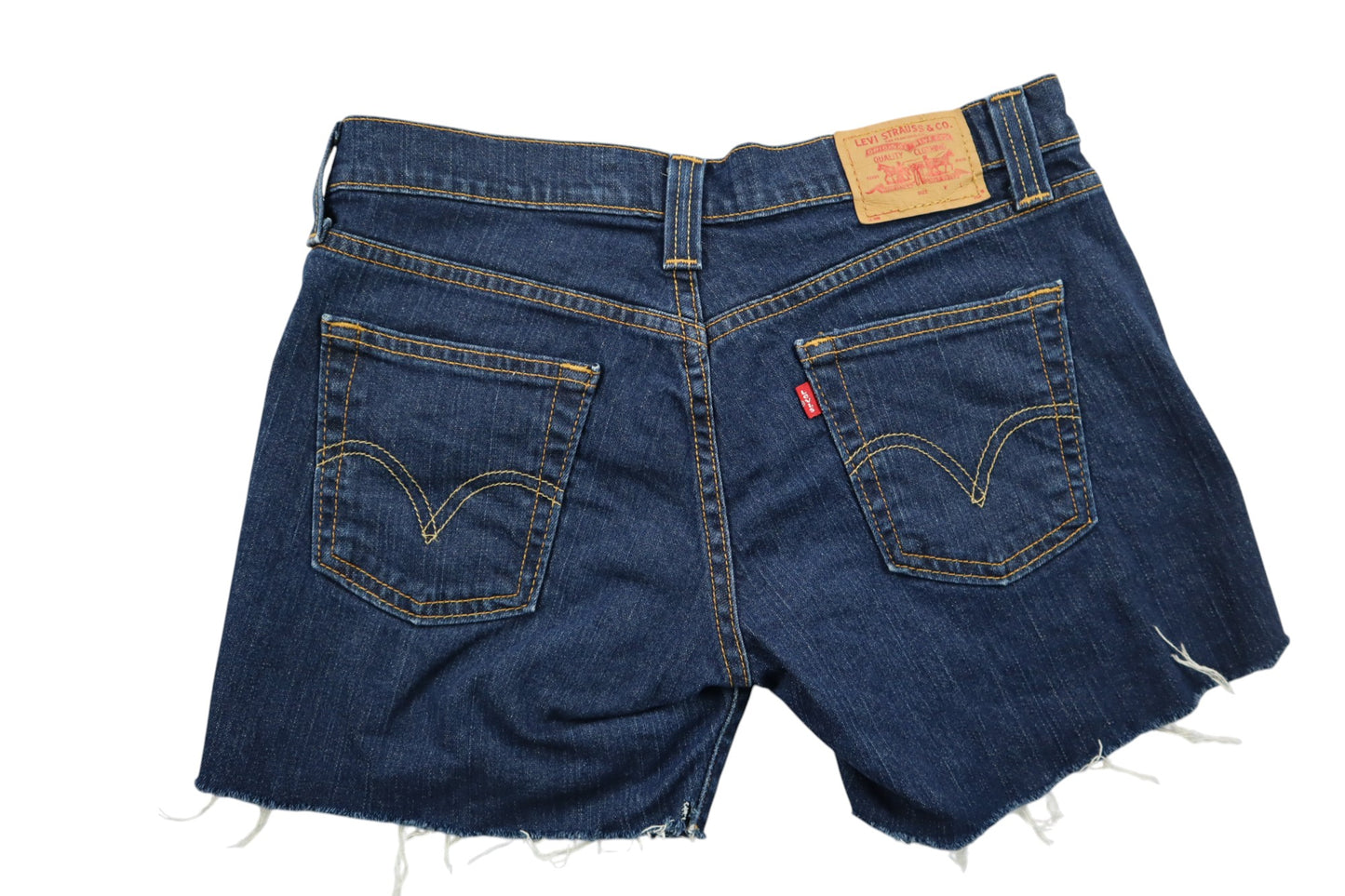 Tmavé džínové kraťasy