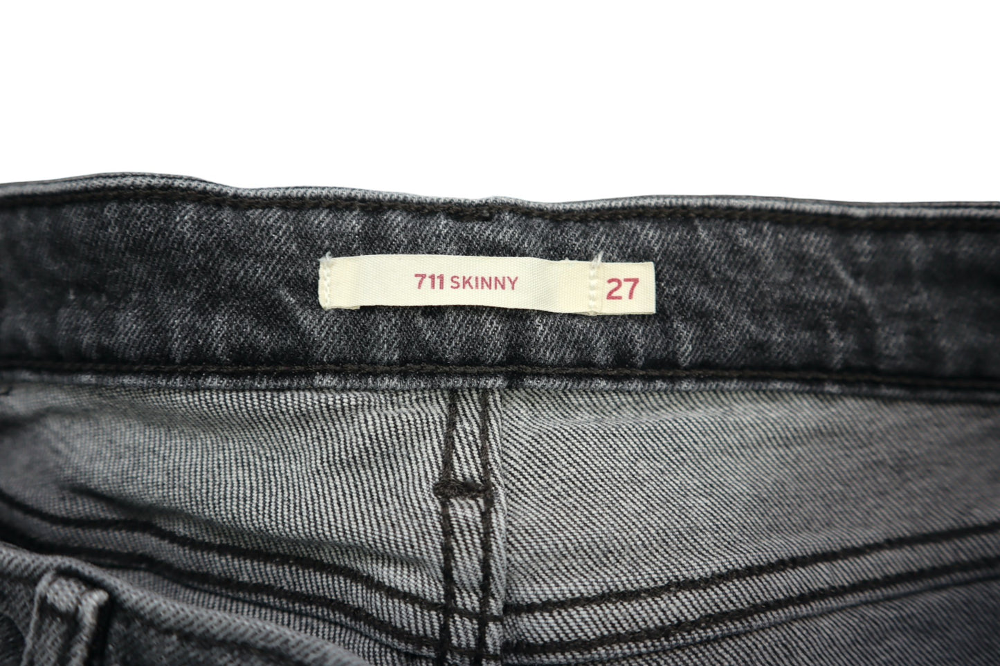 Šedé džínové kraťasy