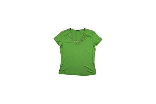 Zelené tričko s kamínky