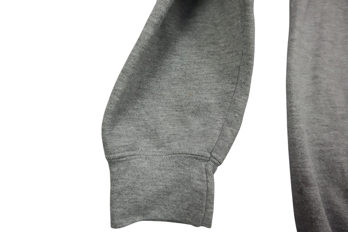 Šedá mikina s kapucí