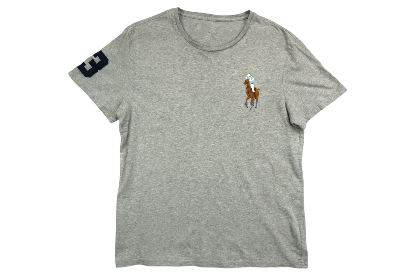 Šedé tričko s nášivkou