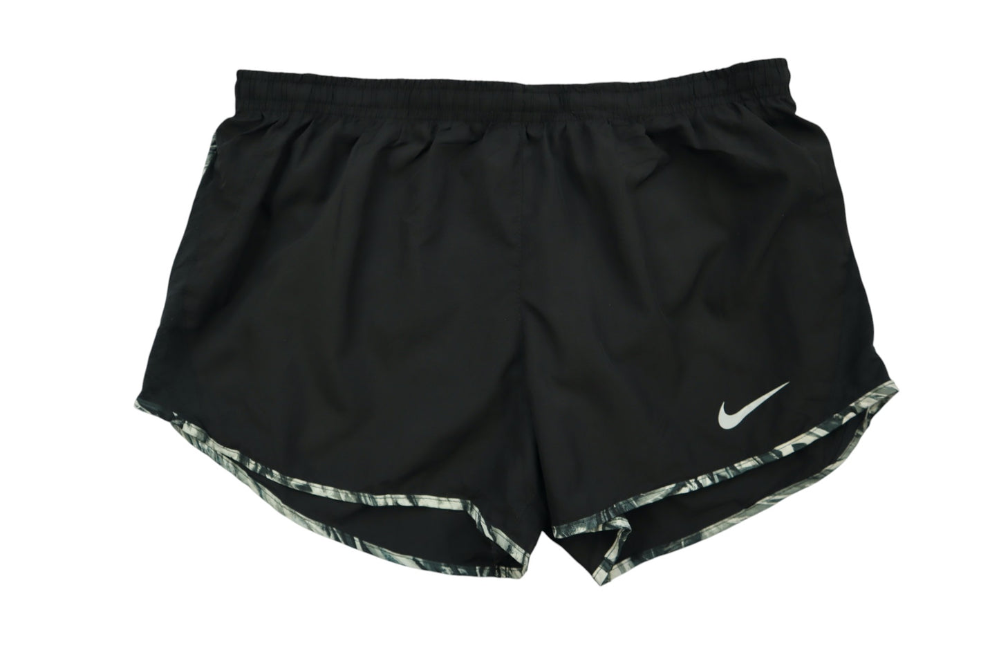 Černé sportovní kraťasy