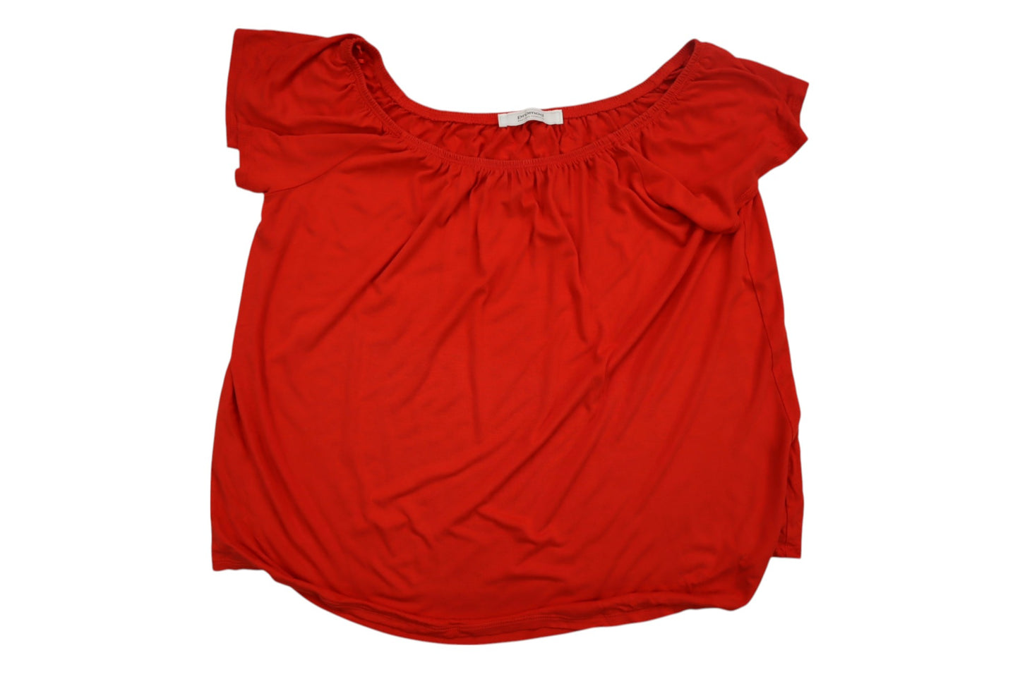 Červené tričko s volánky