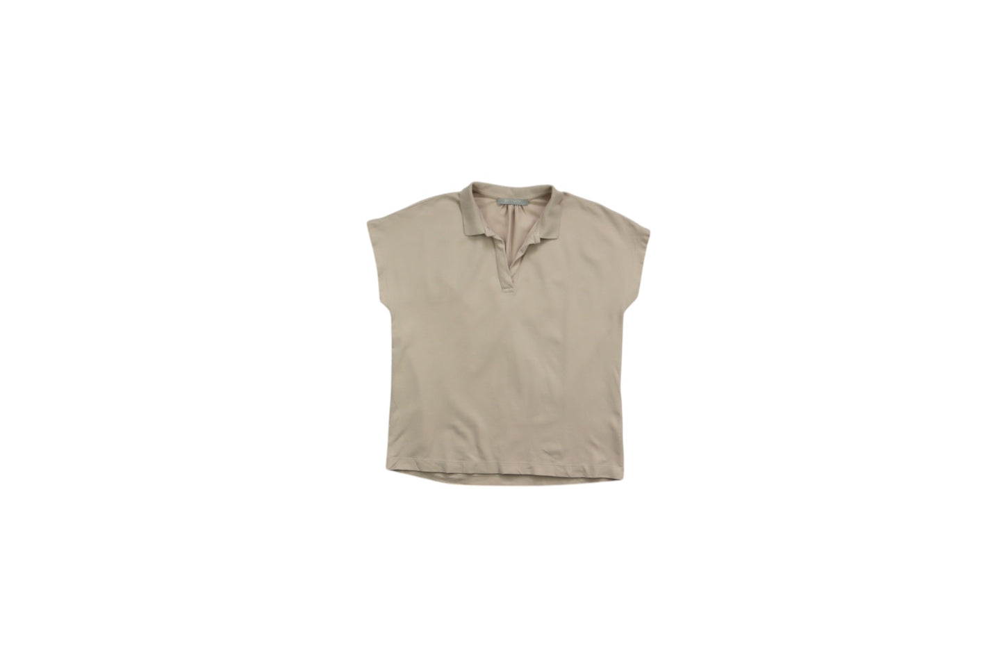 Béžové tričko s límečkem