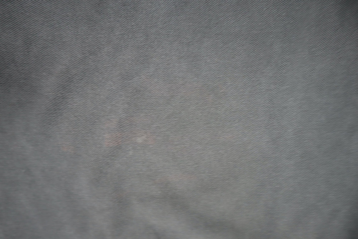 Hnědé polo s výšivkou