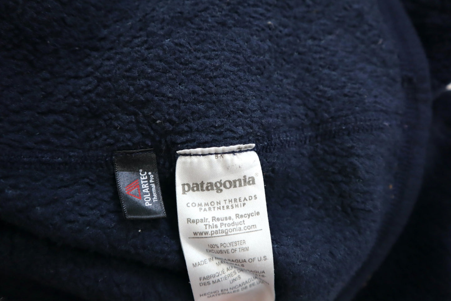 Tmavě modrá mikina