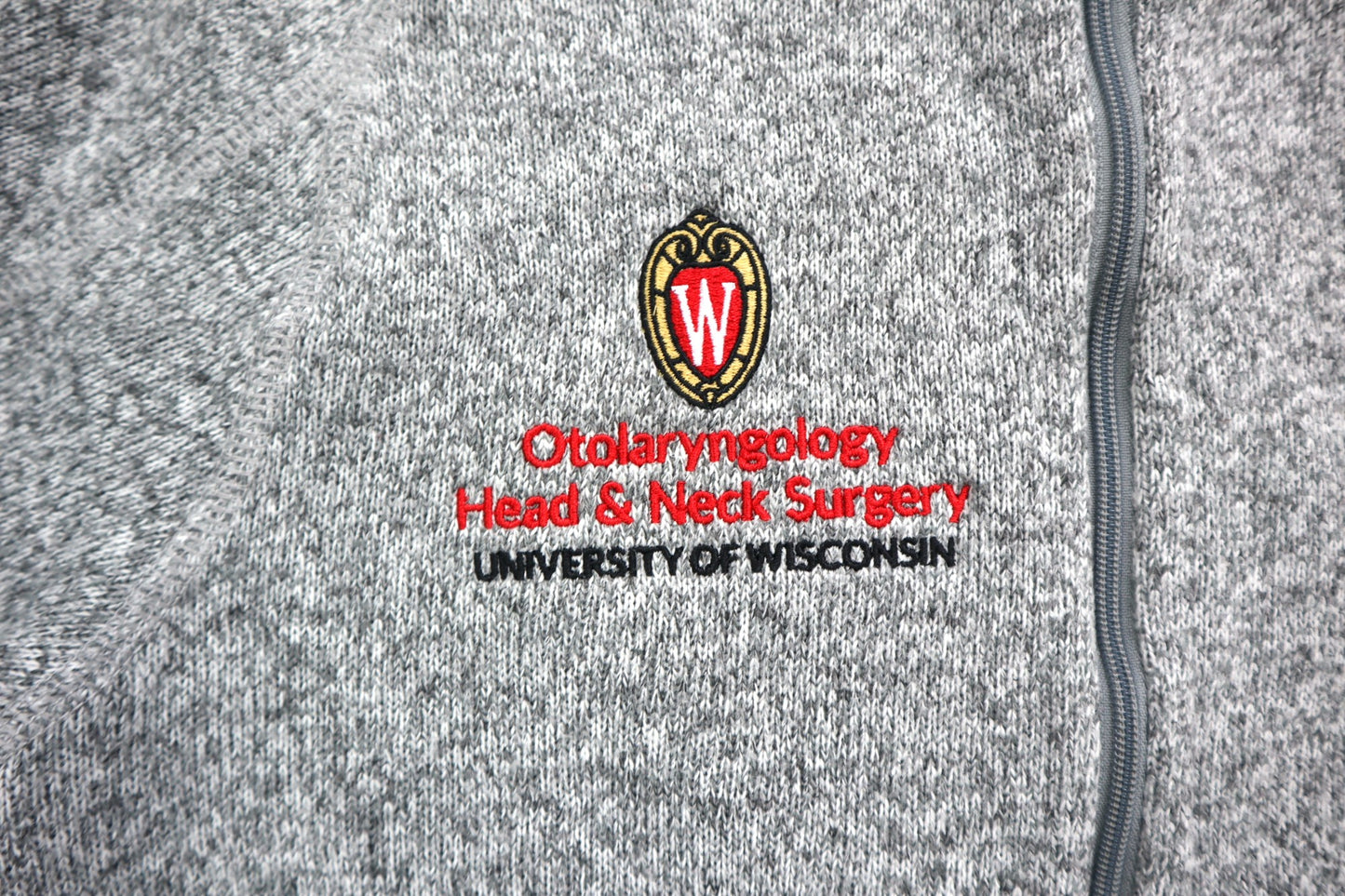 Světle šedá mikina