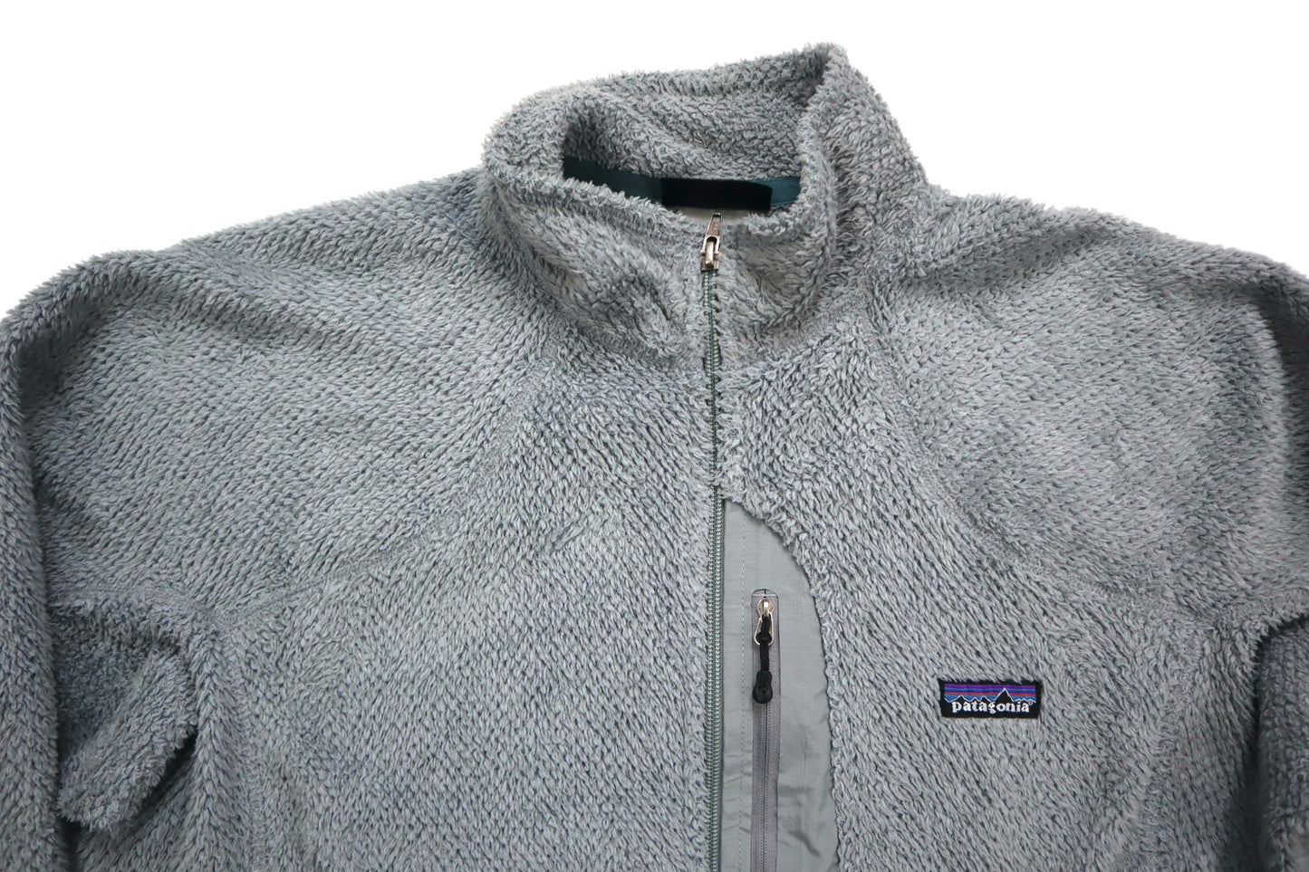 Šedá chlupatá mikina