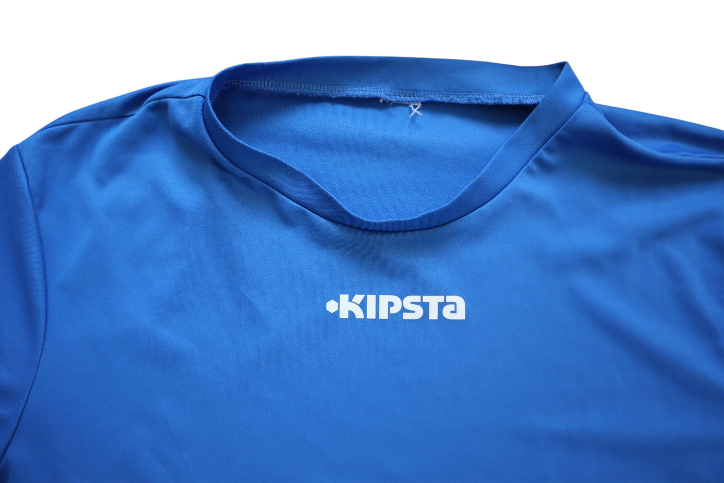 Modré tričko na sport