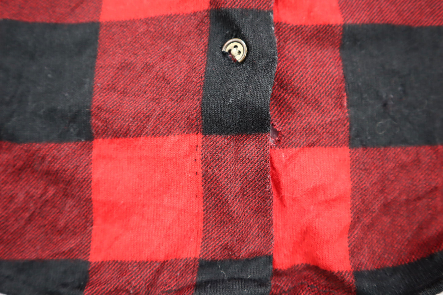 Červená kostkovaná košile