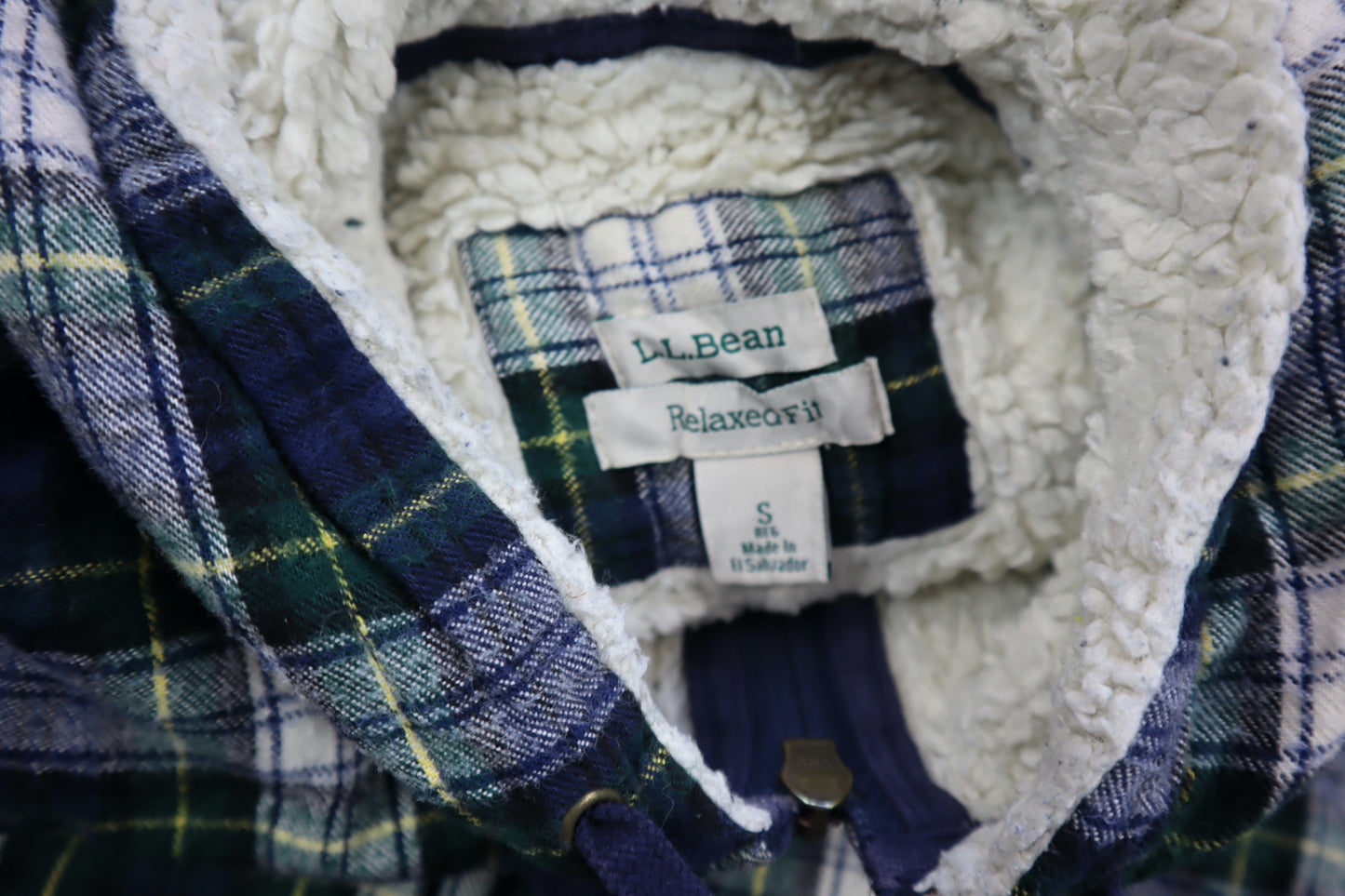 Zeleno-modrá košile