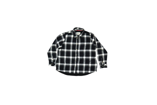 Černo-bílá košile