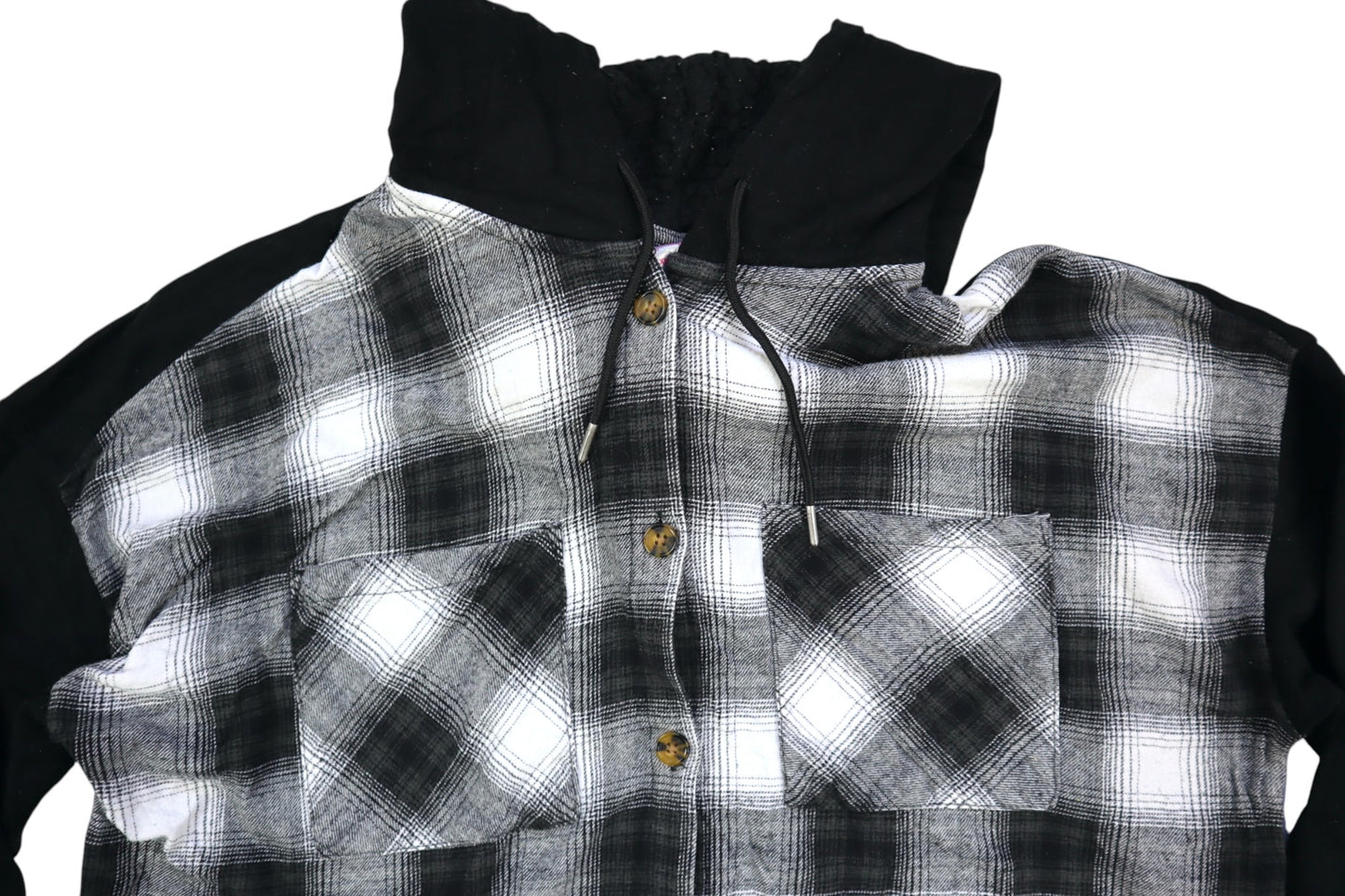 Černo-bílá s kapucí