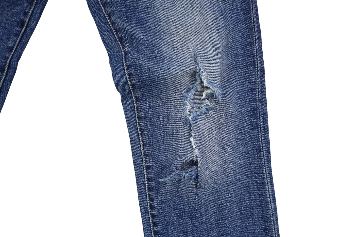 Levisky 711 s dírou