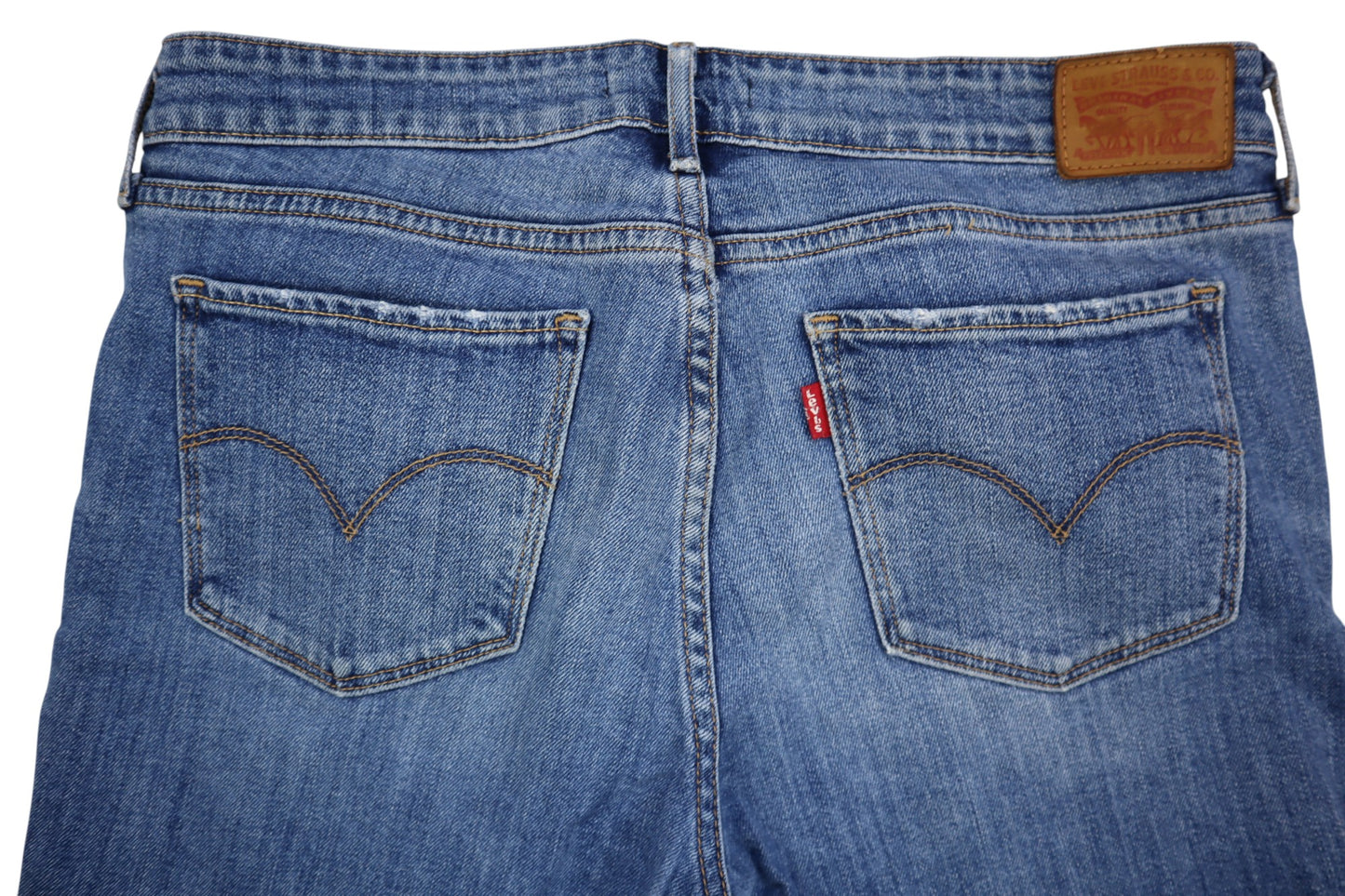 Levisky 711 s dírou