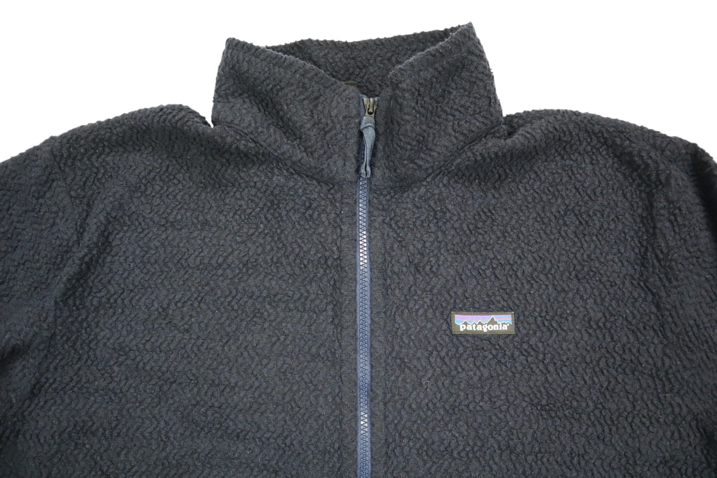 Tmavě modrá chlupatá mikina