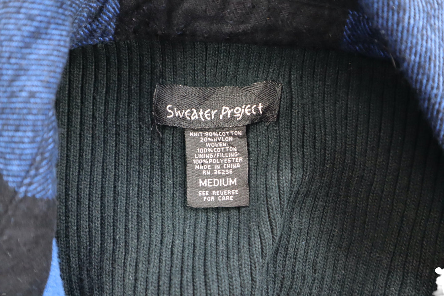 Černo-modrý kabátek