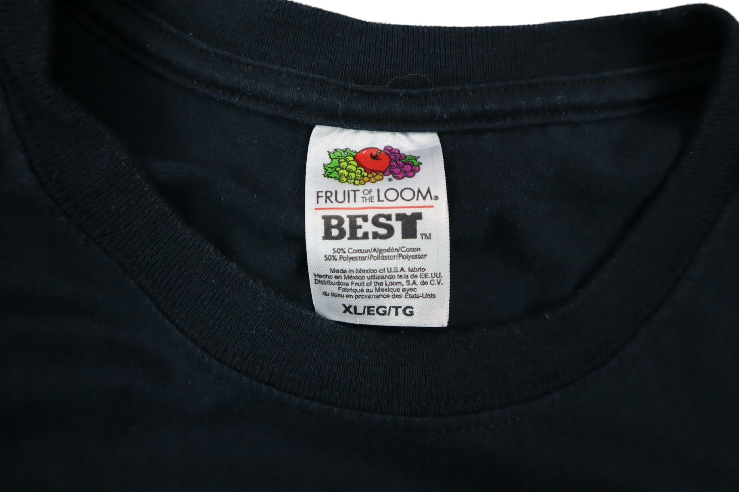 Tmavě modré tričko